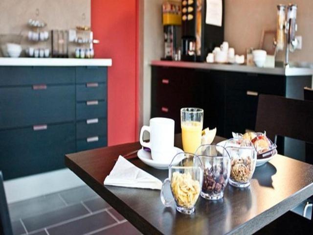 Hotel Cantal Cottages Сен-Жорж Экстерьер фото