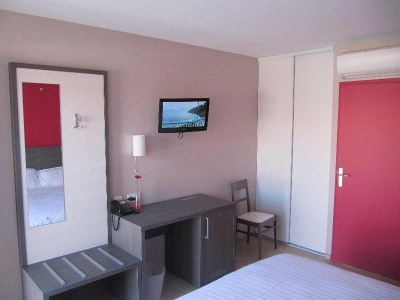Hotel Cantal Cottages Сен-Жорж Экстерьер фото